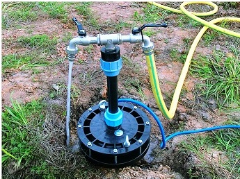 Пример летнего обустройства для двух линий подачи воды из одной скважины